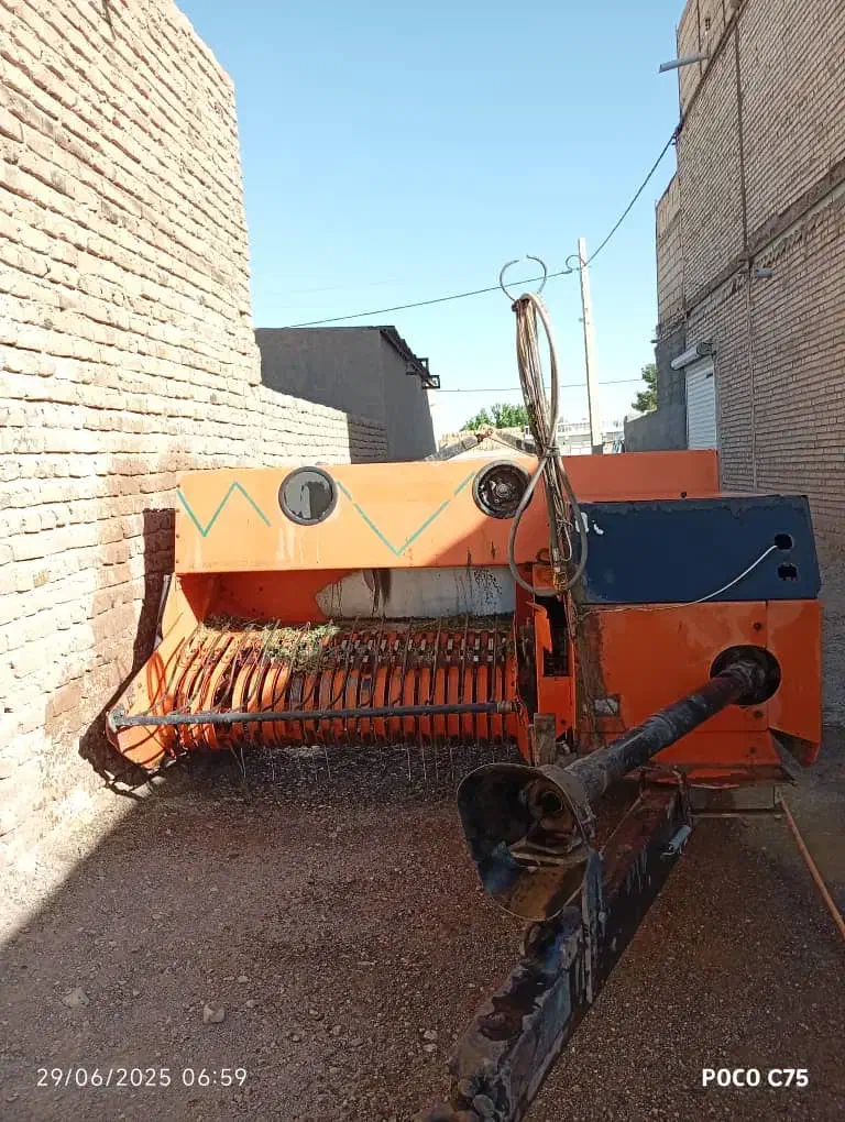 تراکتورجاندور و دستگاه پرس ، درو ، رج|خودرو سنگین|نصر آباد, |دیوار