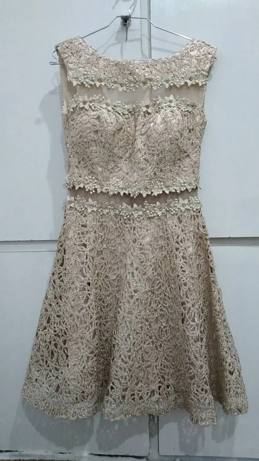 لباس مجلسی کوتاه|لباس|بهارستان, |دیوار