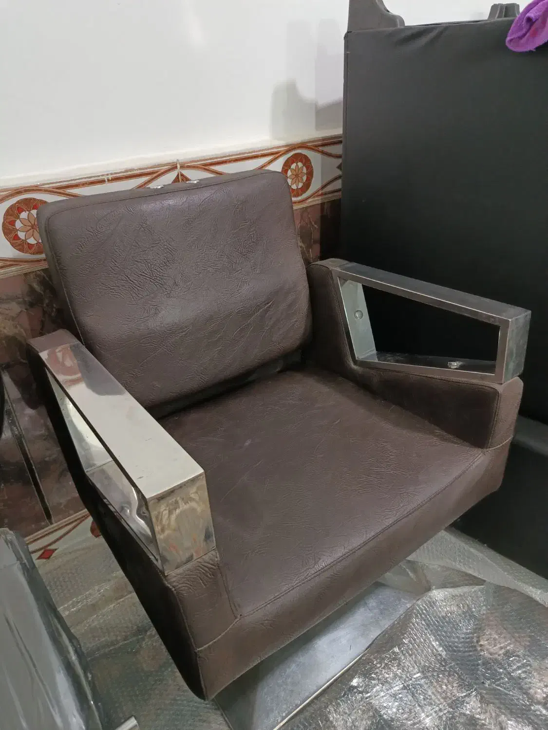 صندلی ارایشگاه|آرایشگاه و سالن‌های زیبایی|کوهدشت, |دیوار