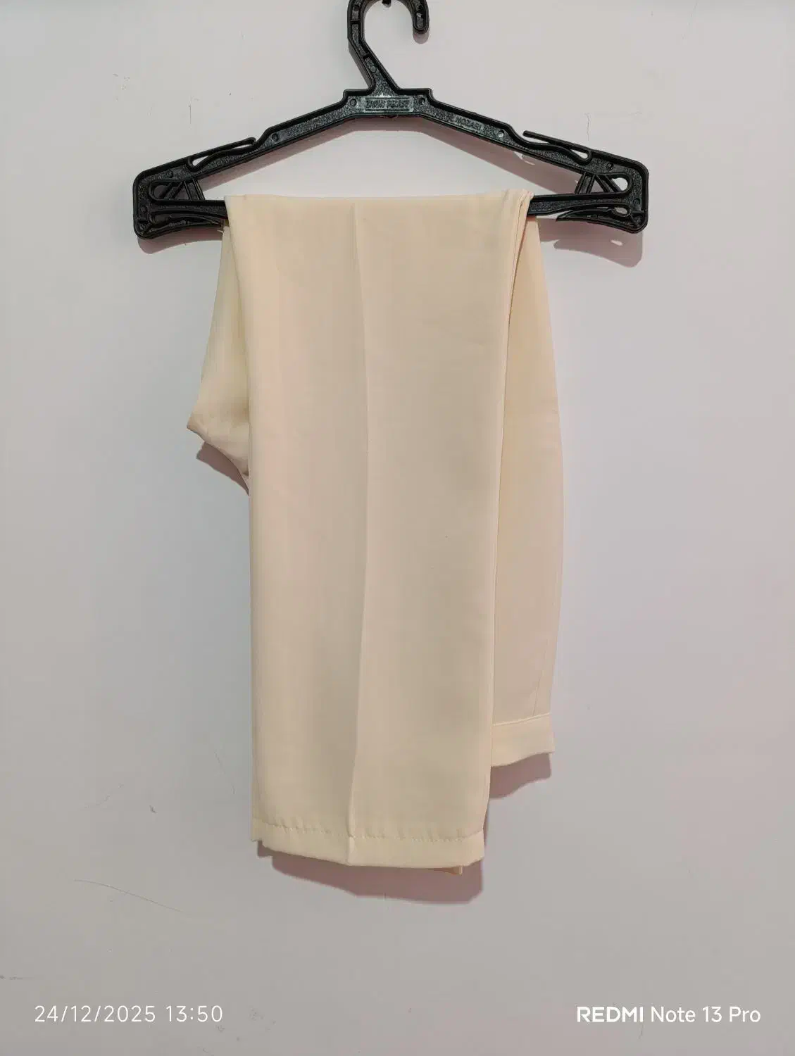 لباس|لباس|گرمسار, |دیوار