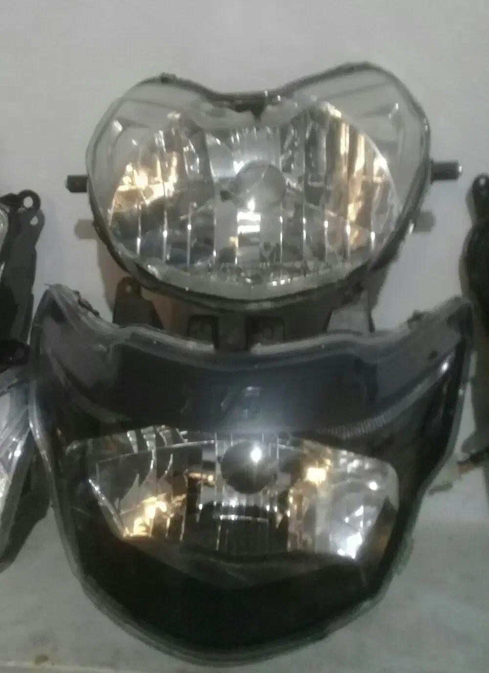 چراغ j200 لاکی 180 st200 اپاچی 180بنلی300ویگو|قطعات یدکی و لوازم جانبی|ری, جوانمرد قصاب|دیوار