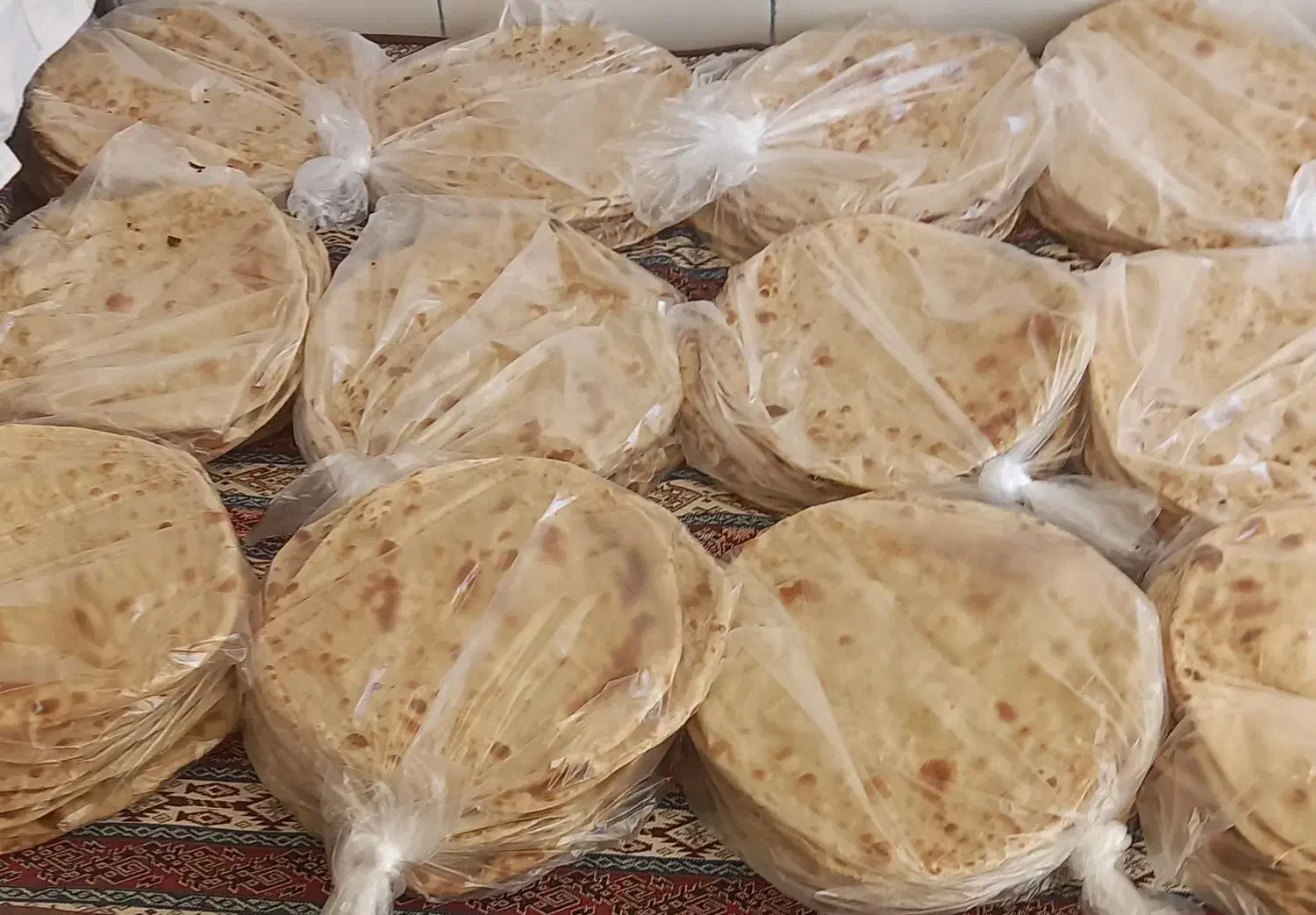 نان خانگی|خوردنی و آشامیدنی|لاران, |دیوار