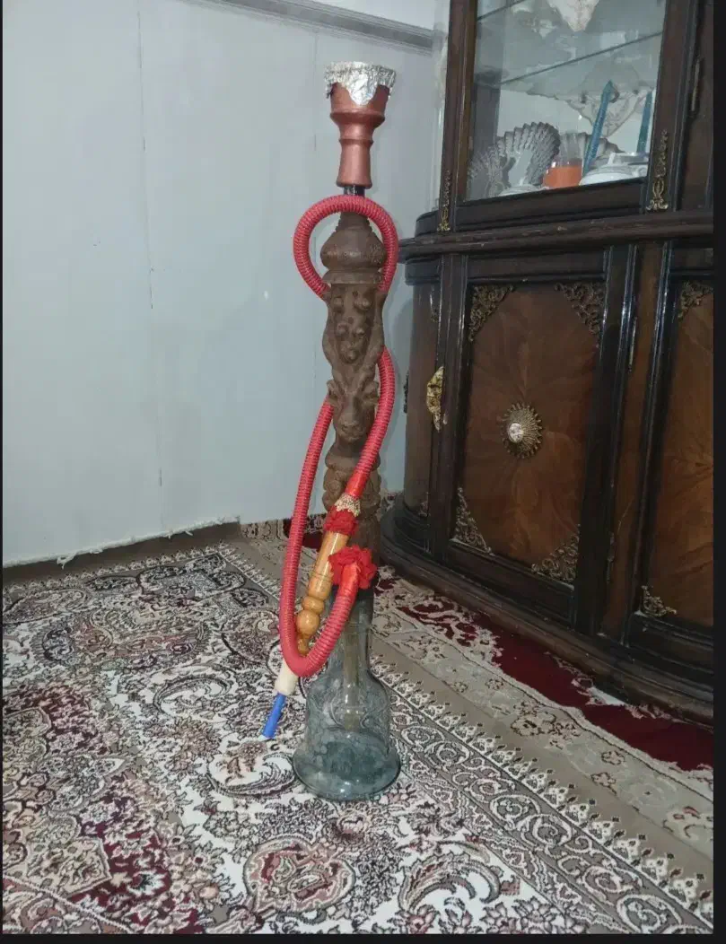 قلیان در یک|کلکسیون و سرگرمی|رباط‌کریم, شترخوار|دیوار