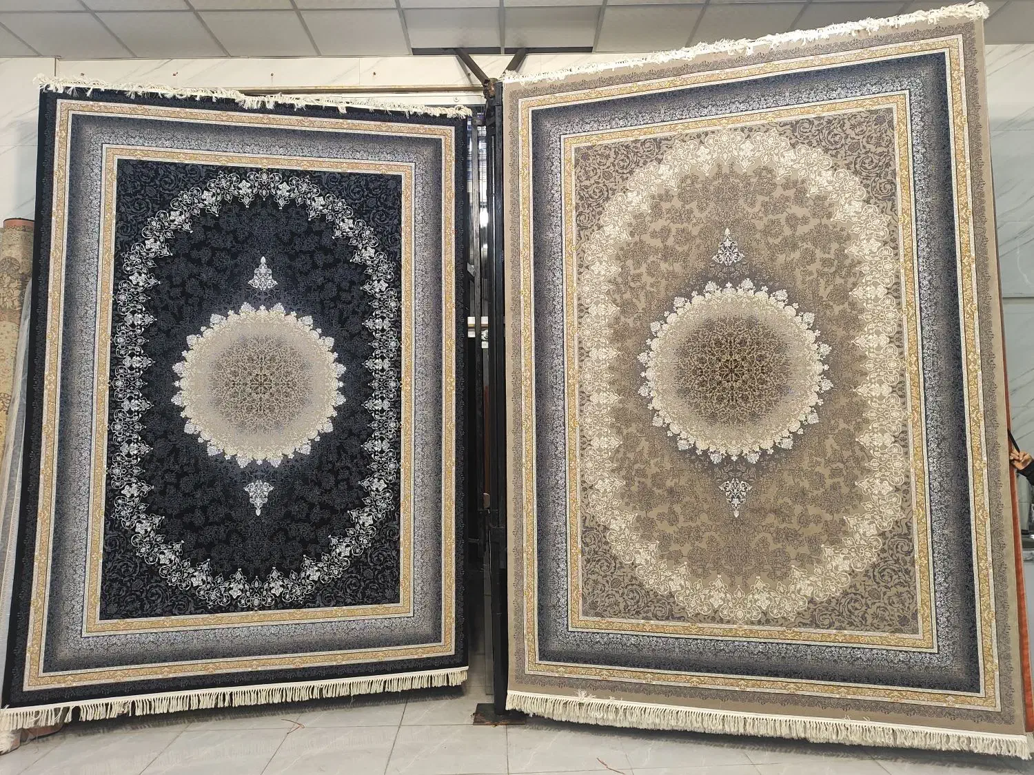 افتتاحیه سرای فرش محمدی|فرش|شیراز, تندگویان|دیوار