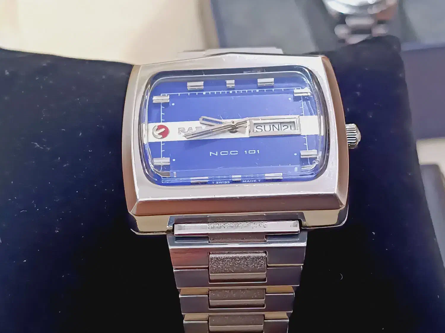 ساعت رادو مستطیلی سوئیسی اصل|ساعت|آمل, |دیوار