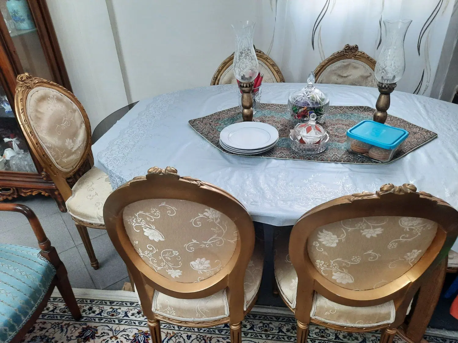 ست مبلمان و میز نهارخوری بلژیکی|مبلمان خانگی و میز عسلی|تهران, بهار|دیوار