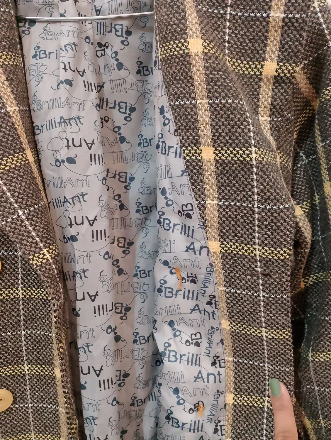 پالتو|لباس|نیشابور, فضل|دیوار