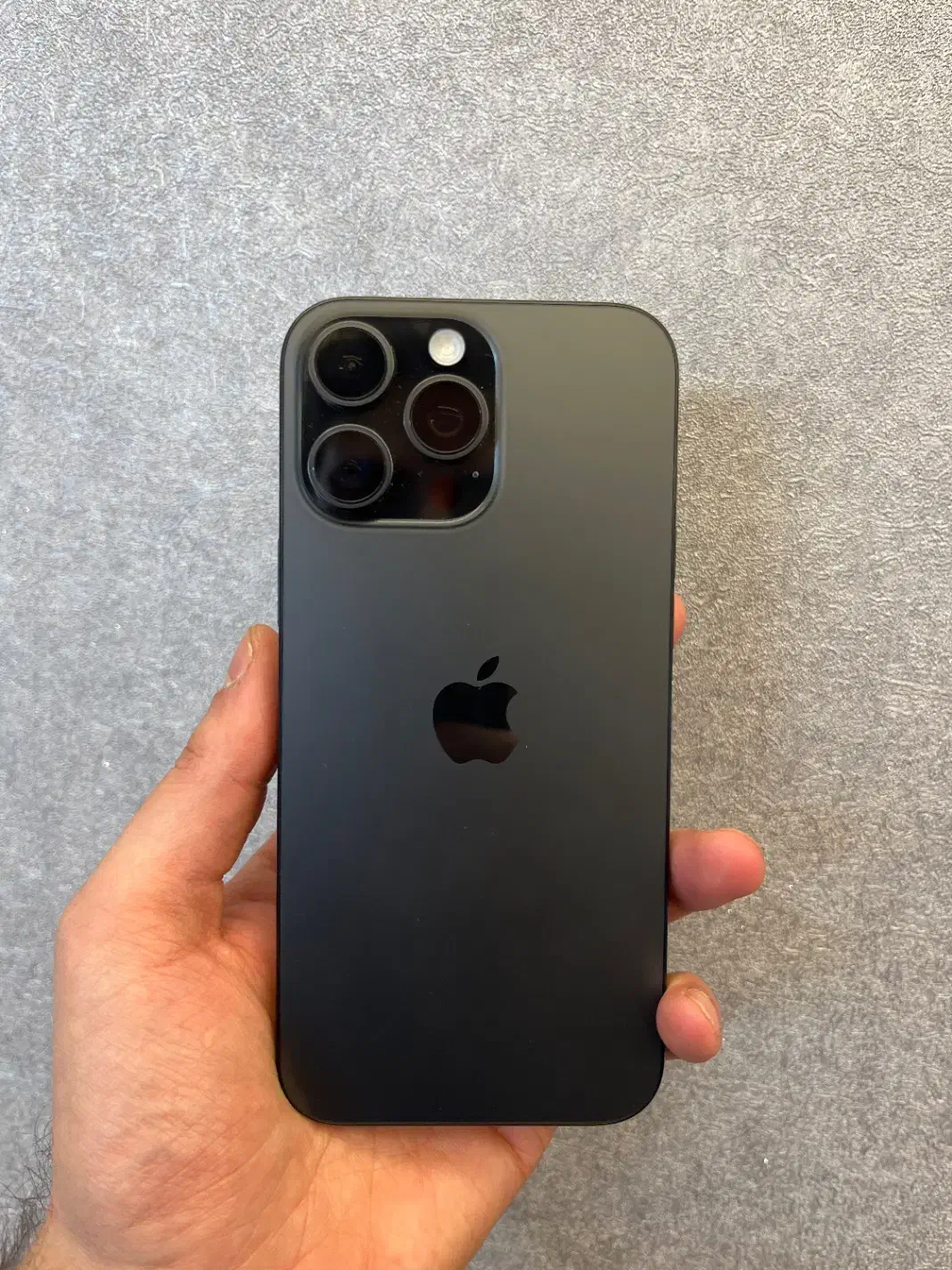 16 pro max مشابه آک با ۱۴ ماه گارانتی|موبایل|قم, عربستان|دیوار