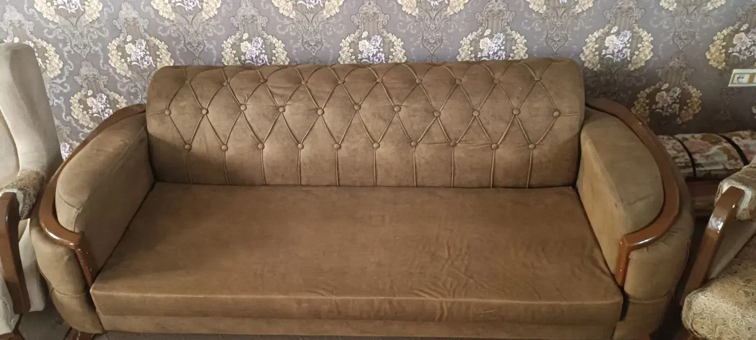 مبل چستر|مبلمان خانگی و میز عسلی|قرچک, شهرک الحدید|دیوار