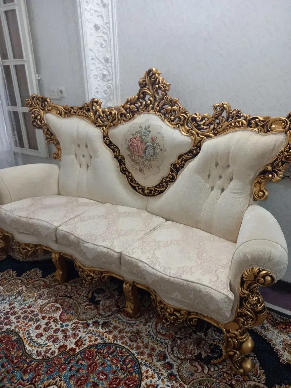 مبلمان سلطنتی ۹نفره تمام چوب در حد نو|مبلمان خانگی و میز عسلی|قم, زنبیل آباد|دیوار