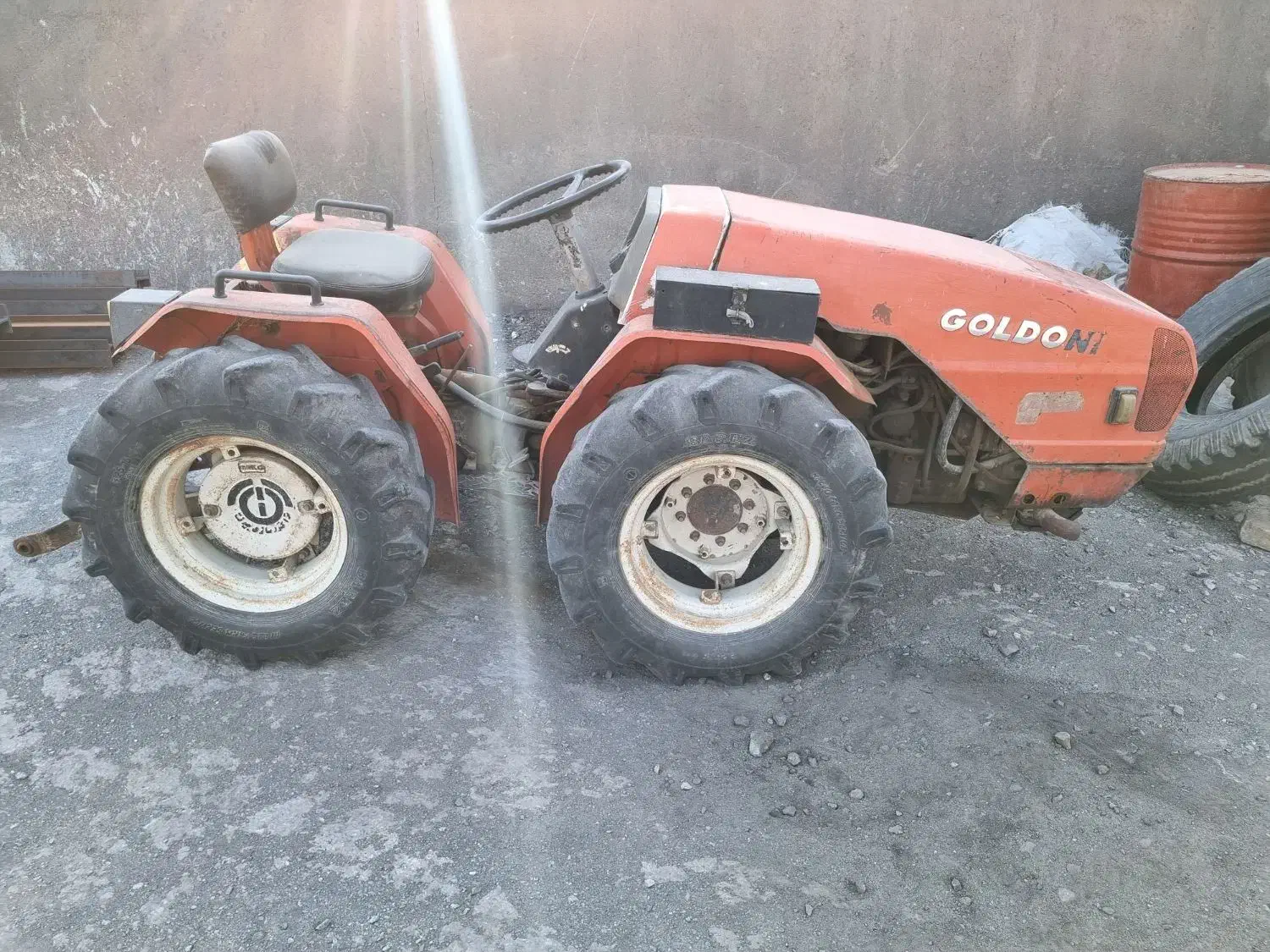 تراکتور کمرشکن ۳۴۱|خودرو سنگین|سبزوار, شهرک صنعتی فرودگاه|دیوار