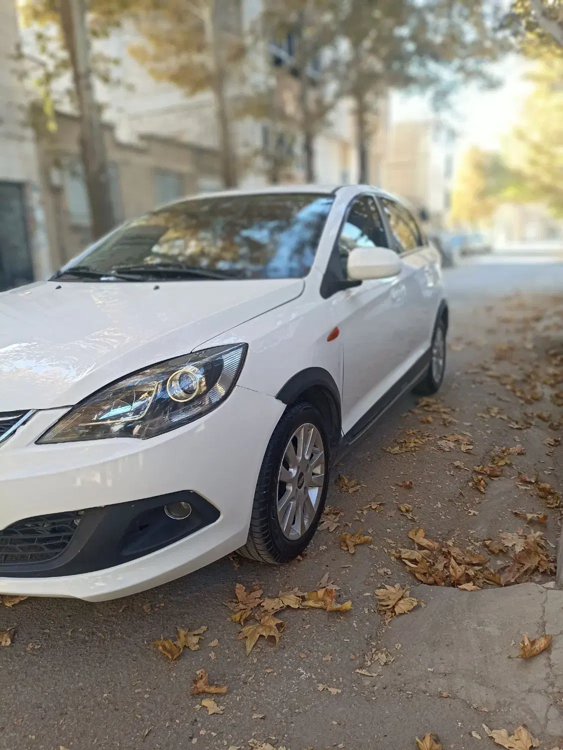 ام وی ام ۳۱۵ لاکچری|خودرو سواری و وانت|همدان, |دیوار