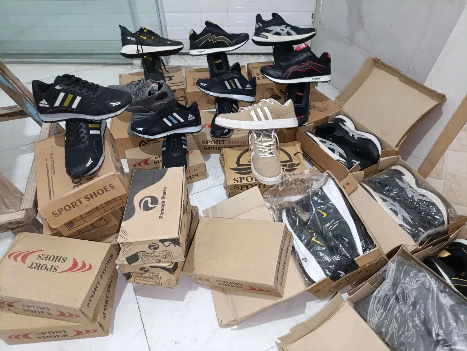 فروش کتونی|حراج|رشت, سلیمانداراب|دیوار