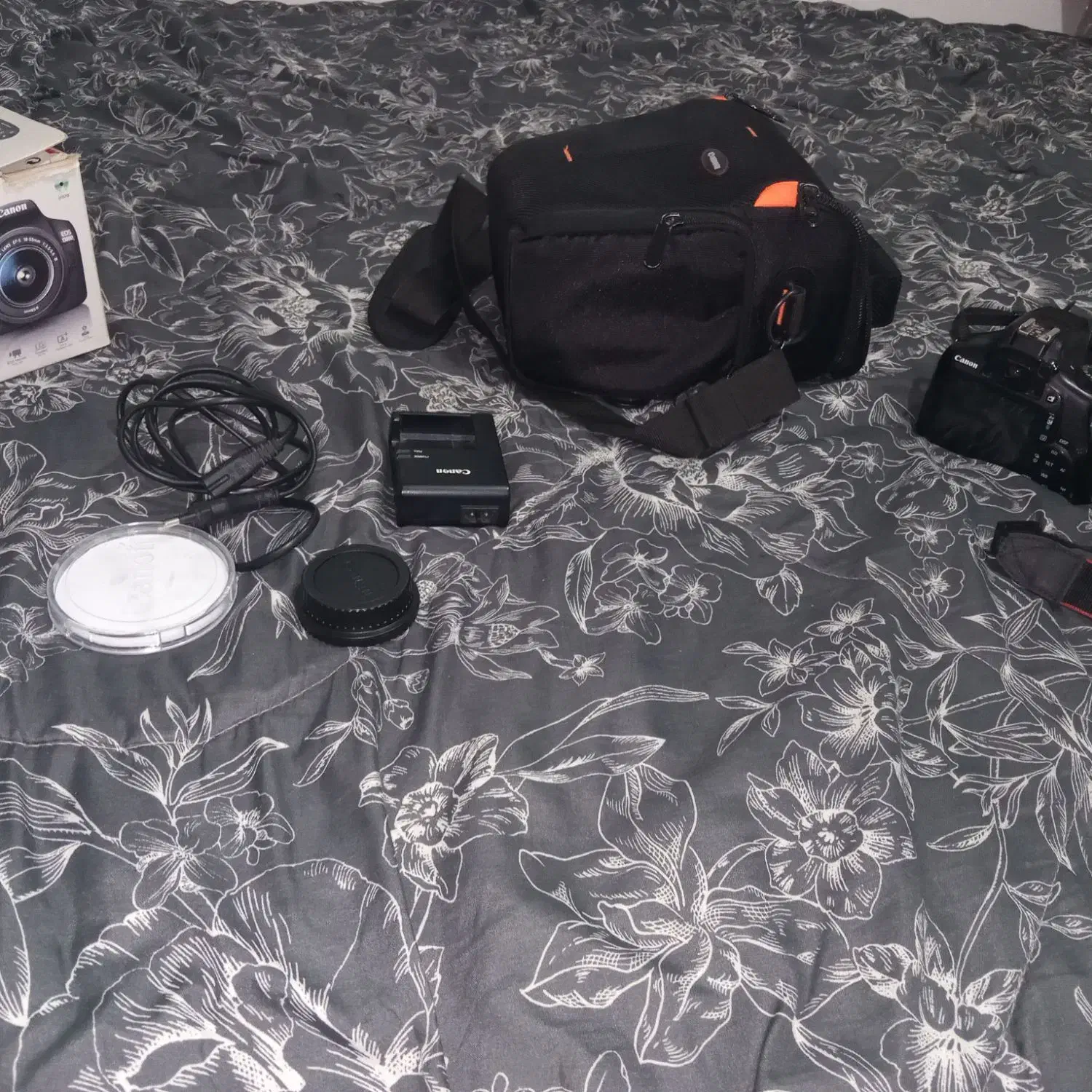 دوربین کنون1300d|دوربین عکاسی و فیلمبرداری|تهران, استخر|دیوار