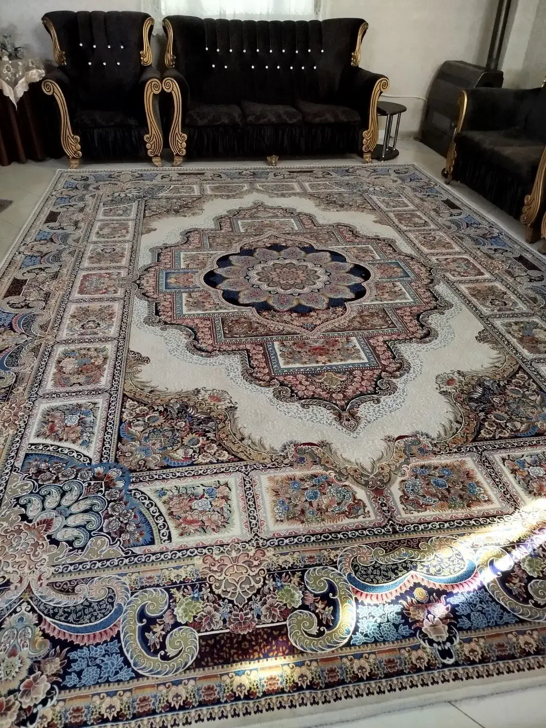 فرش ۱۲ متری کاشان در حد نو.مناسب جهیزیه.فروش فوری|فرش|مشهد, رضاشهر|دیوار