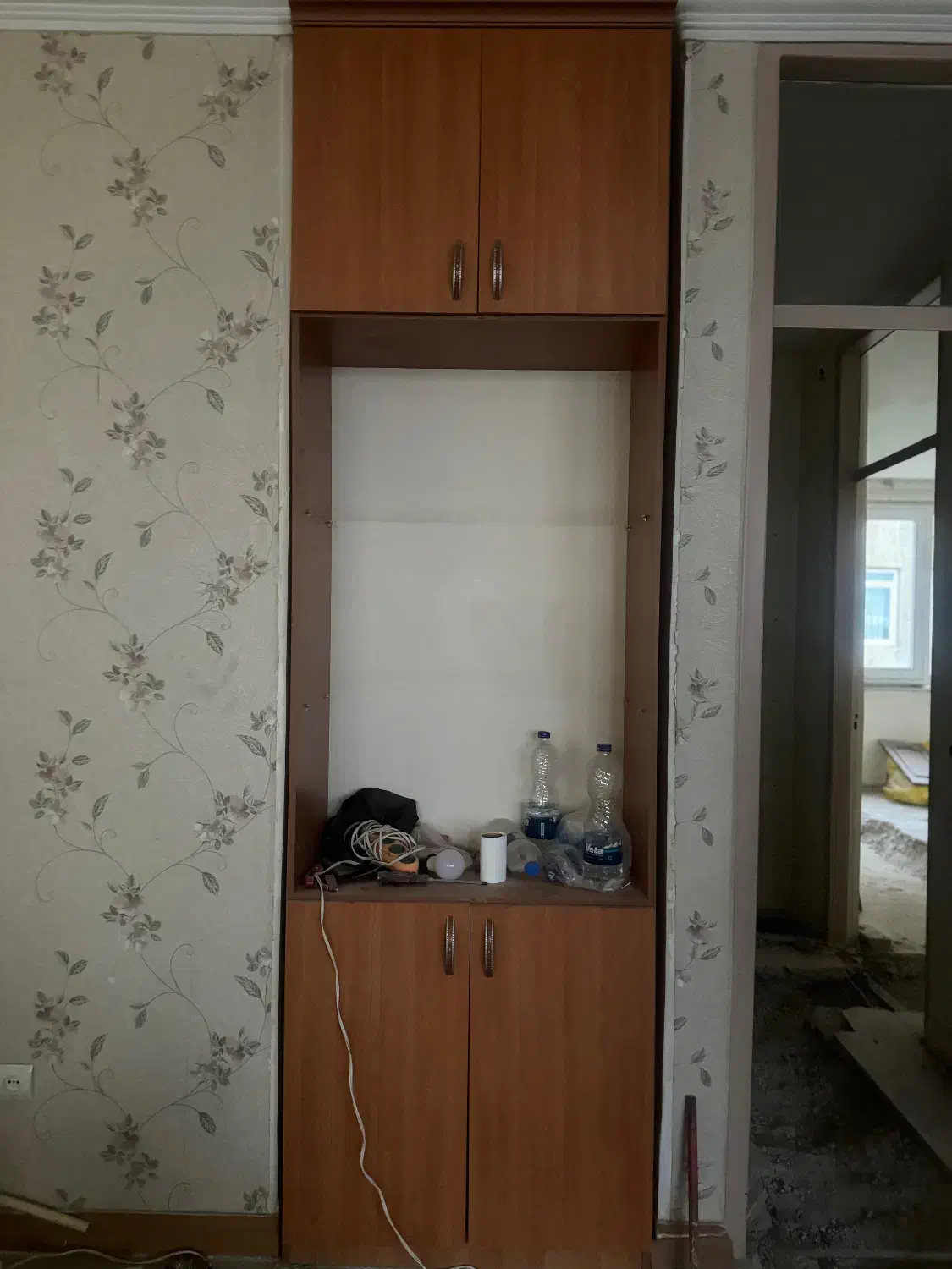 کمد دیواری دکور بوفه شیشه دودی|کتابخانه، شلف، قفسه‌های دیواری|تبریز, |دیوار