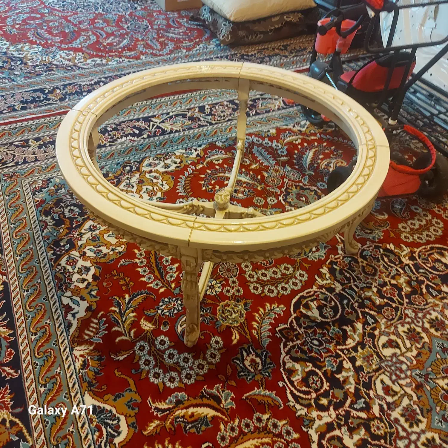 به خاطر کمبود جا دار می فروشم|مبلمان خانگی و میز عسلی|تربت جام, فاز ۲ فرهنگیان|دیوار