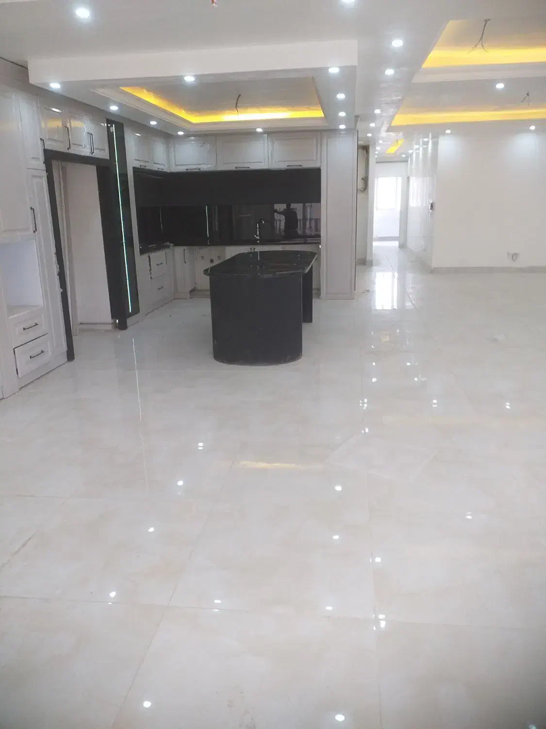 رهن کامل در بر شیخ نوایی|اجارهٔ آپارتمان|خوی, |دیوار