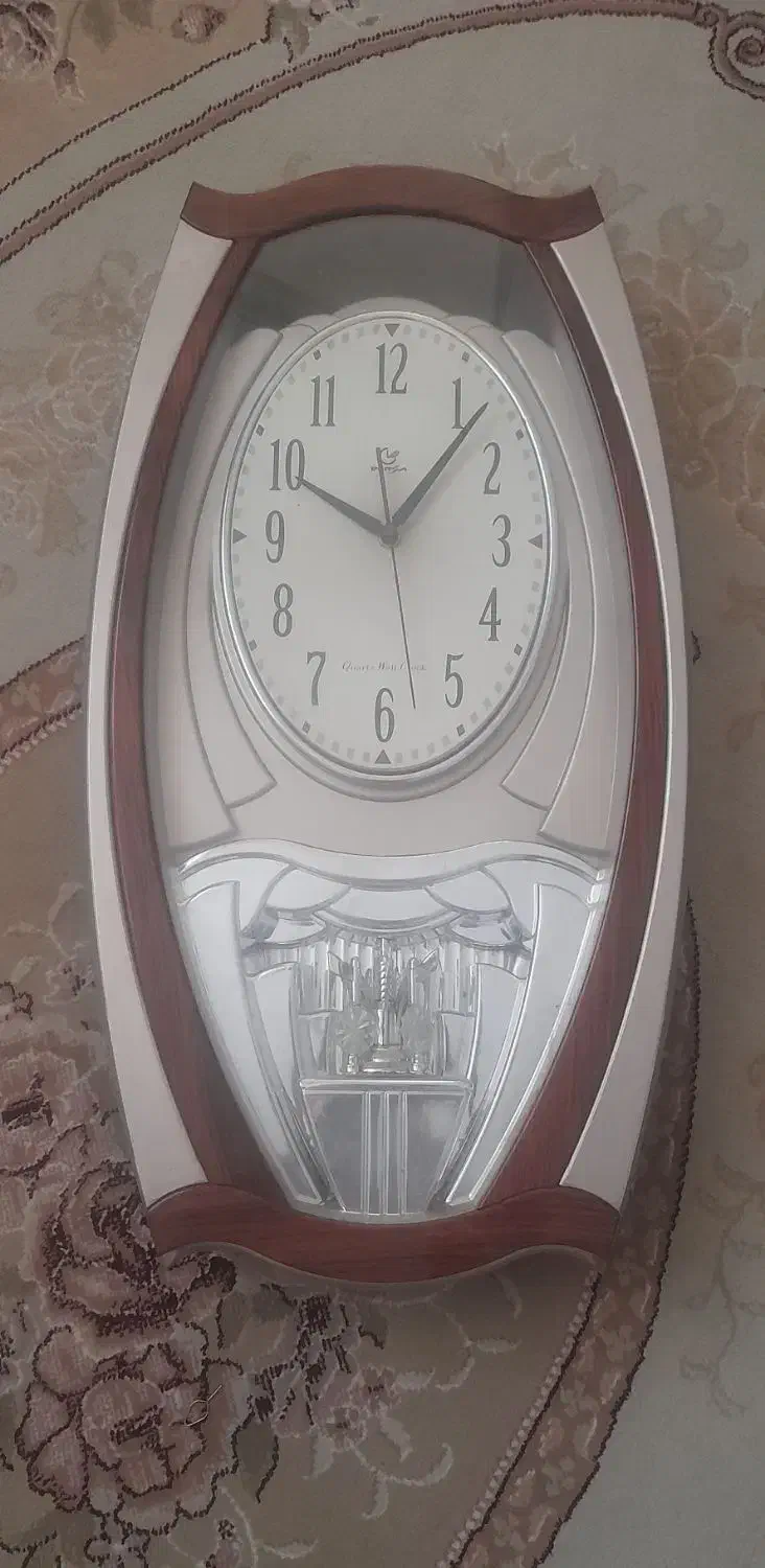 دوعدد ساعت دیواری سالم ومرتب|ساعت دیواری و تزئینی|نیشابور, مدرس|دیوار