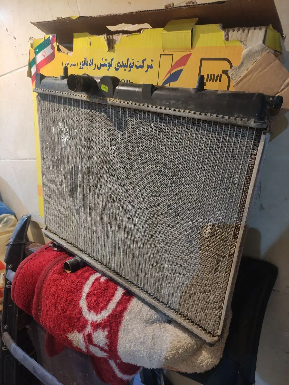 رادیاتور پژو|قطعات یدکی و لوازم جانبی|شیراز, کوی وحدت|دیوار