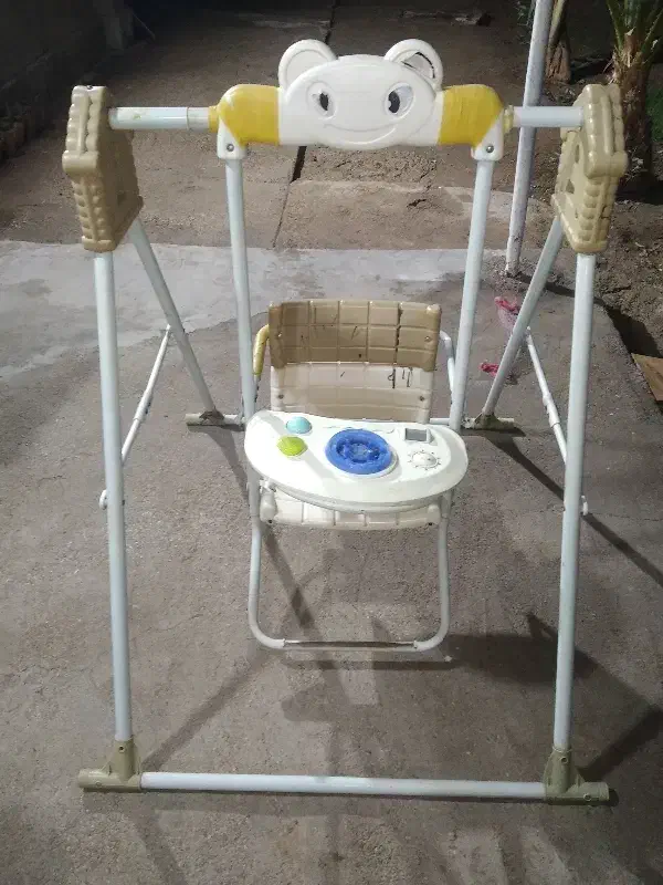 تاب|اسباب‌بازی بچه|اهواز, کمپلو شمالی|دیوار