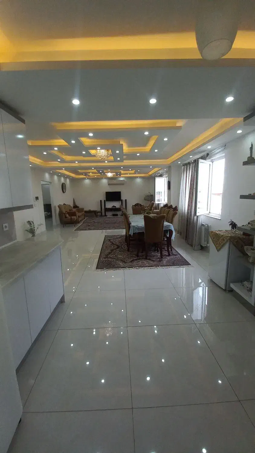 ۱۷۰ متر مفید و مشاع در بلوار افتخاری|فروش آپارتمان|رشت, ولکس|دیوار