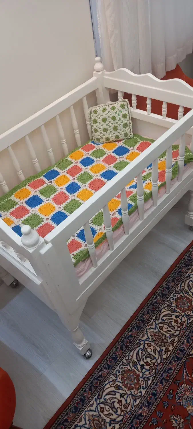 تخت چوبی دست ساز کودک|تخت و صندلی بچه|تهران, جنت‌آباد مرکزی|دیوار