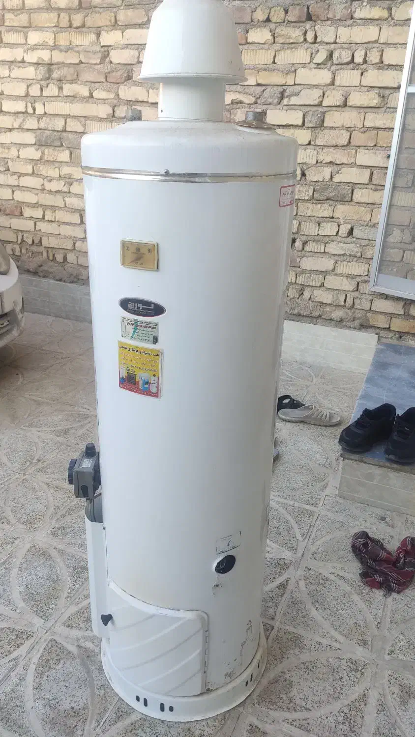 آبگرمکن گازی لورچ|آبگرمکن، پکیج، شوفاژ|مرودشت, ثبت احوال|دیوار