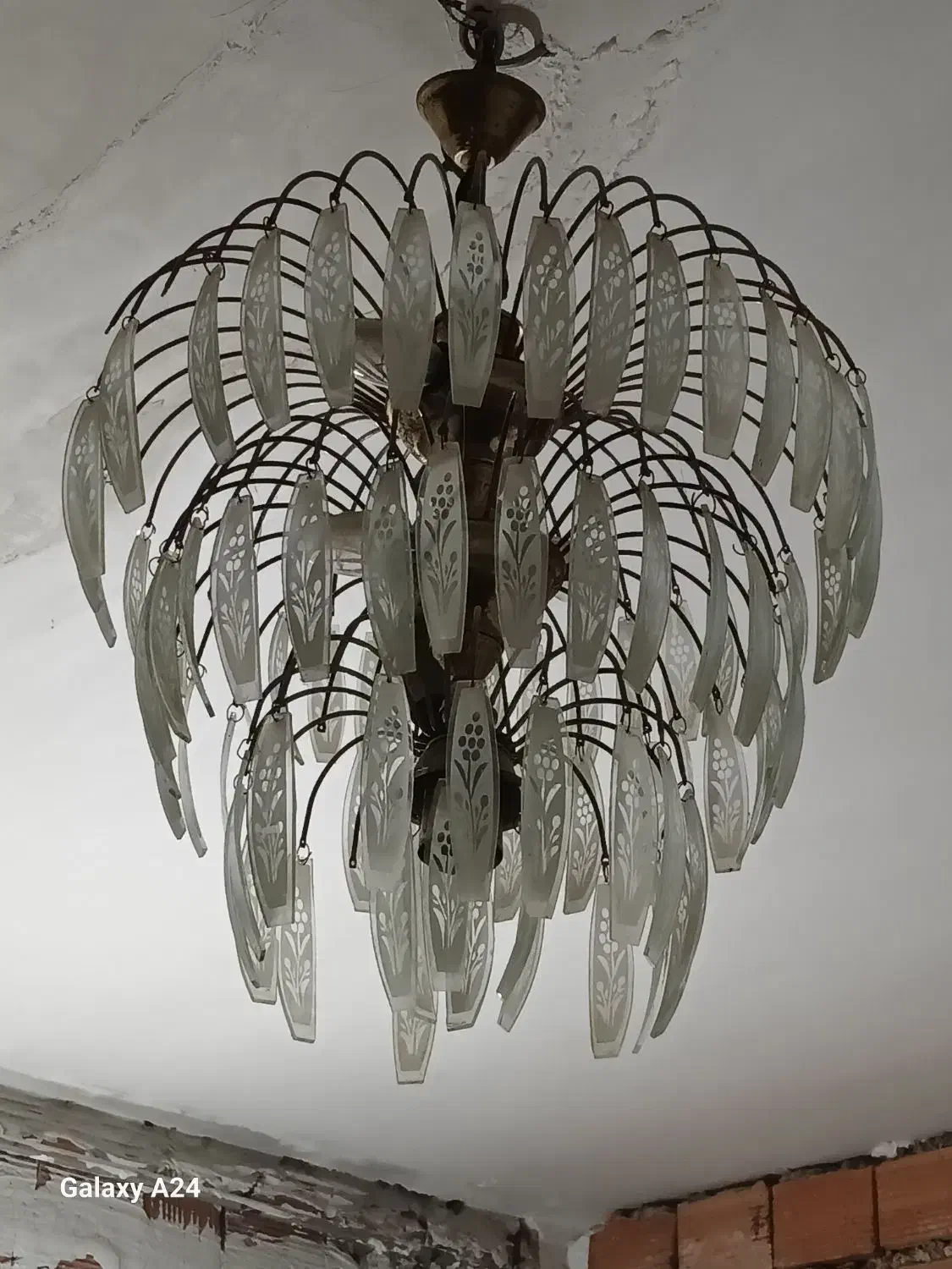 ۲عدد لوستر|لوستر و چراغ آویز|آزادشهر, |دیوار