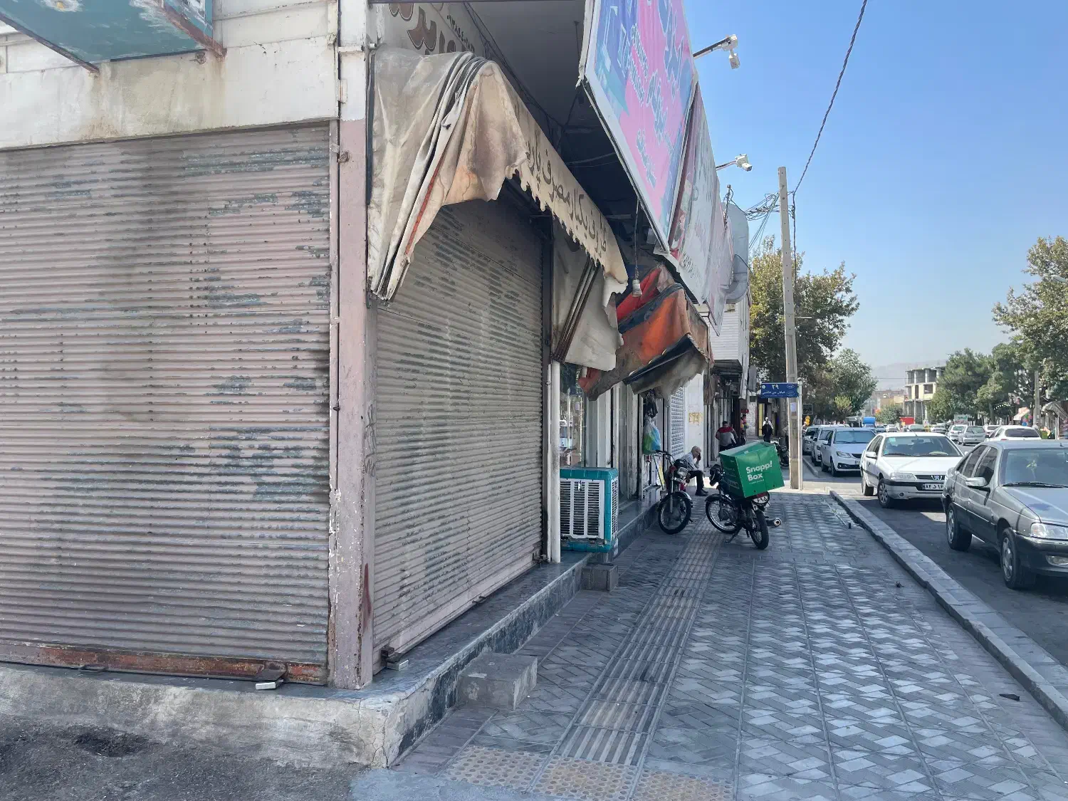 فروش ۲ مغازه نبش خیابان بنی هاشمی|فروش مغازه و غرفه|شیراز, مسلم|دیوار
