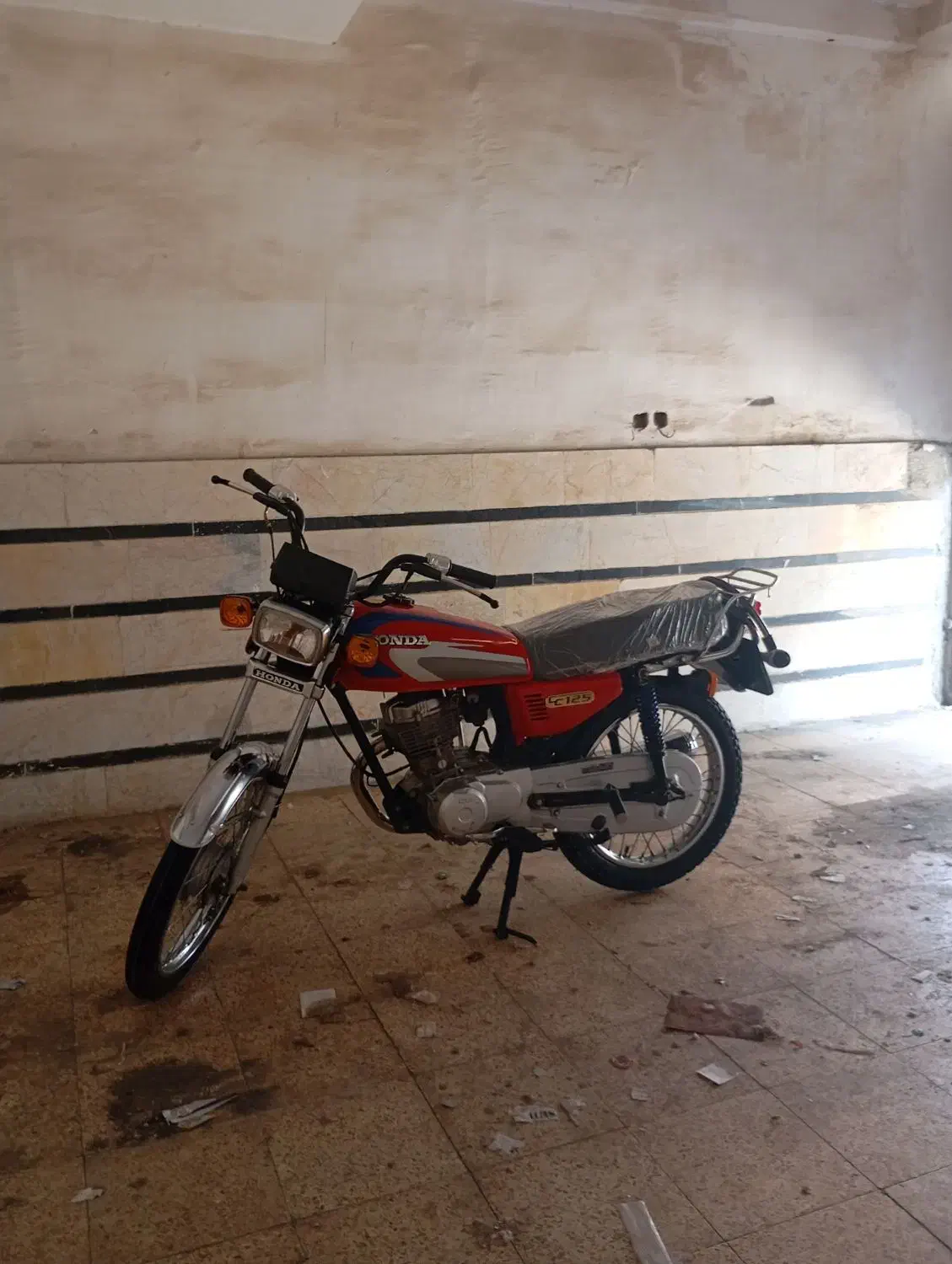 هوندا ۱۲۵|موتورسیکلت|شهریار, شهرک وائین|دیوار