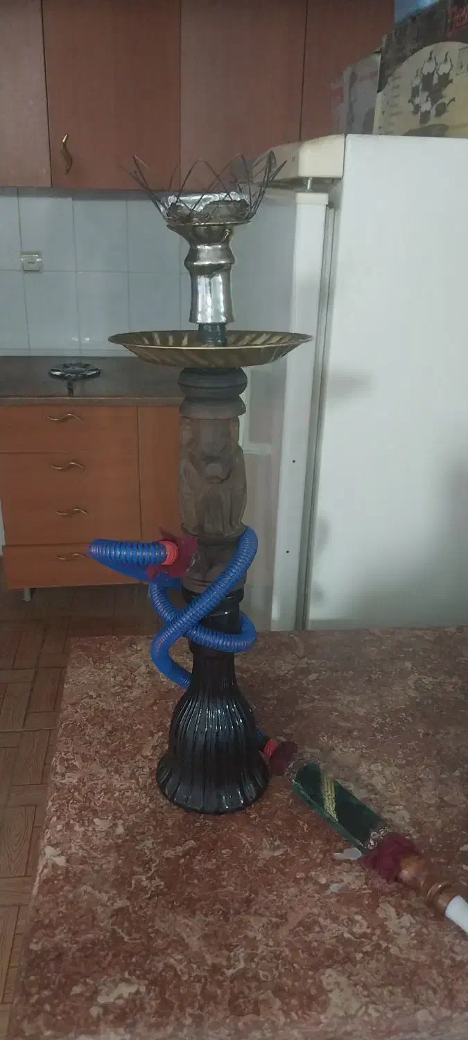 قلیون تنه چوبی دوسیب|کلکسیون و سرگرمی|میانه, |دیوار