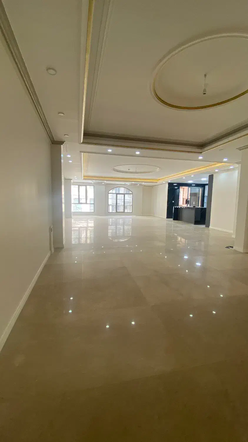 رهن ۲۵۰ متر کهرم فول نصبیات استخردار|اجارهٔ آپارتمان|ارومیه, |دیوار