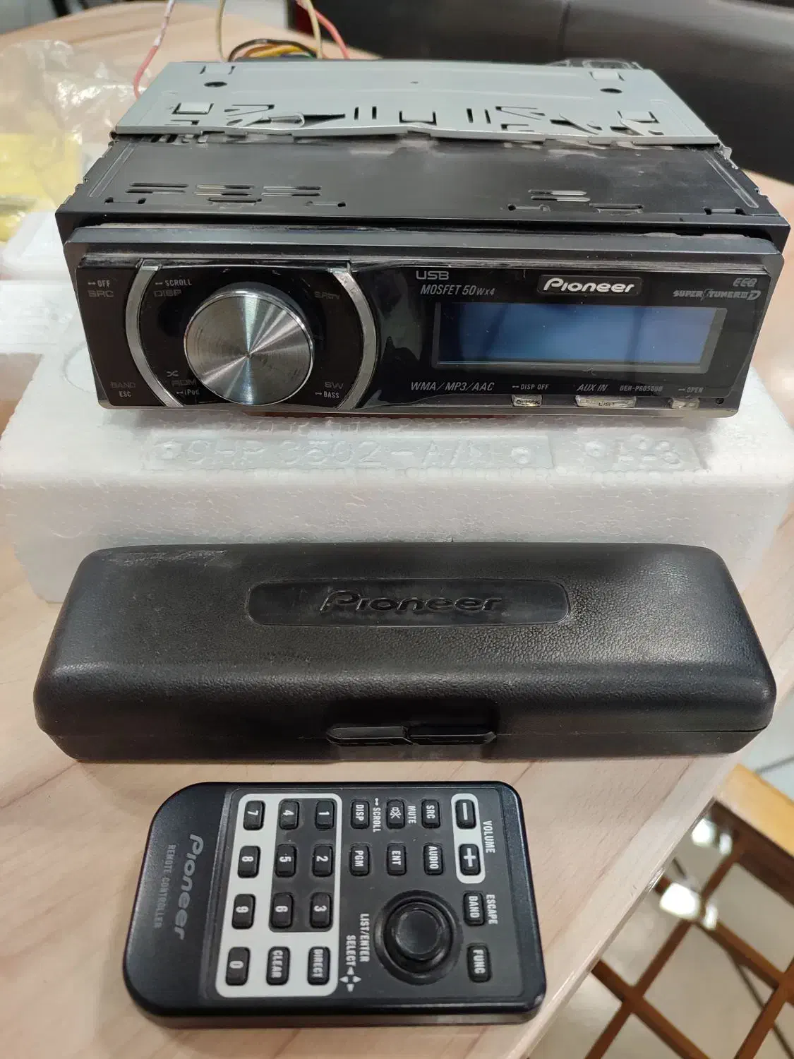 پخش 6050 پایونیر اصلی و مانیتور سرصندلی با فاکتور|قطعات یدکی و لوازم جانبی|شیراز, سیلو|دیوار