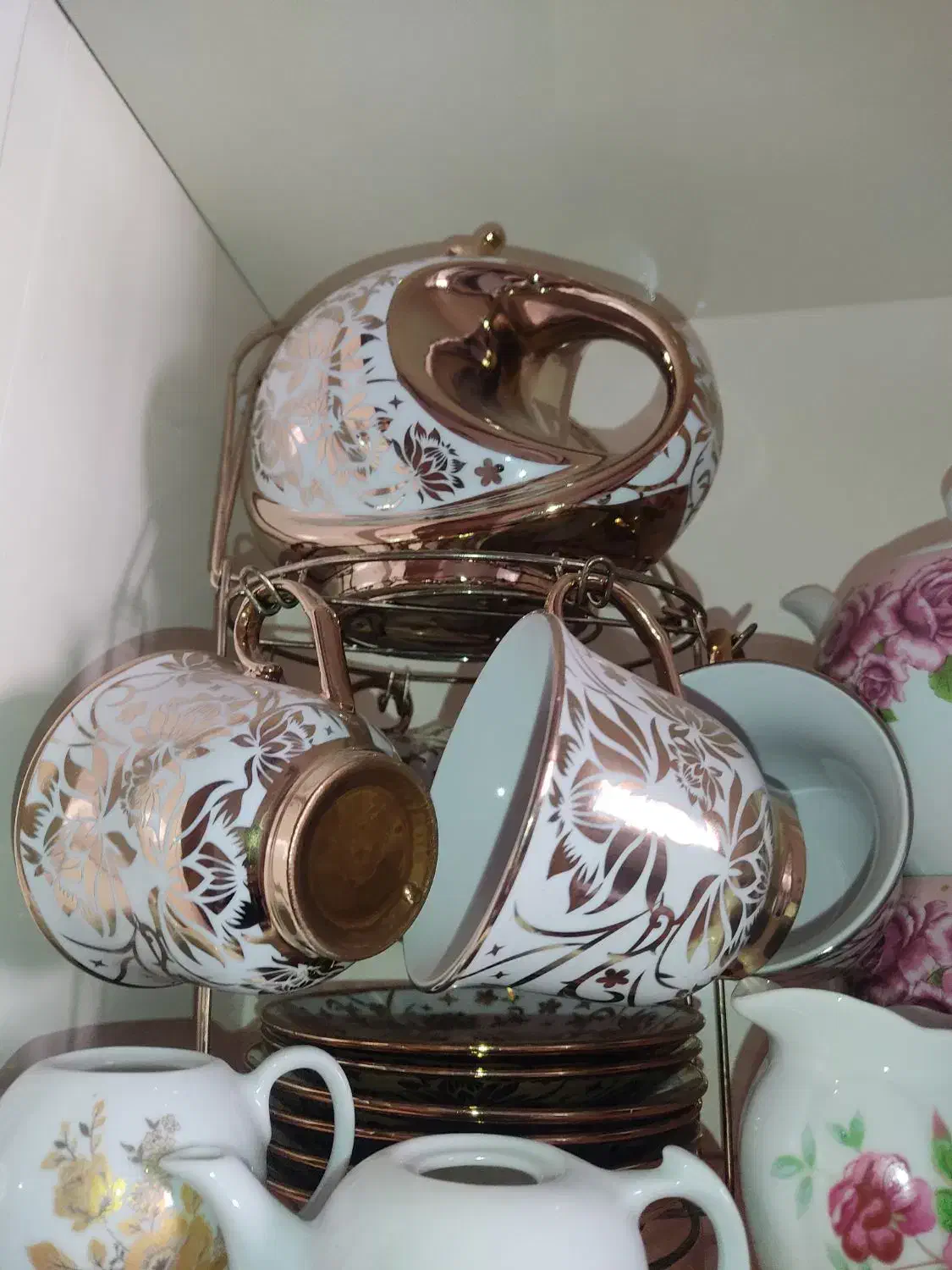 قوری|قوری، کتری، قهوهساز دستی|شاهینشهر, عطار|دیوار