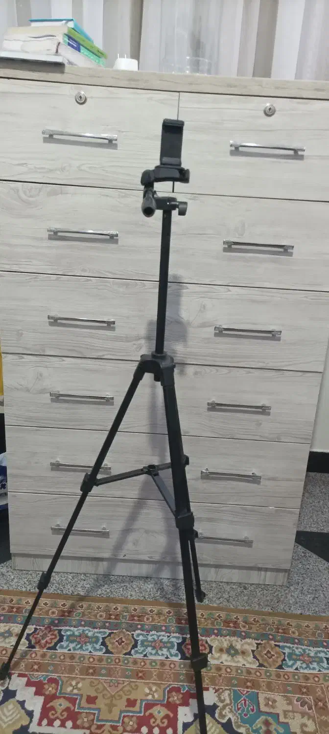 پایهگوشی و دوربین|دوربین عکاسی و فیلمبرداری|تهران, بلوار کشاورز|دیوار