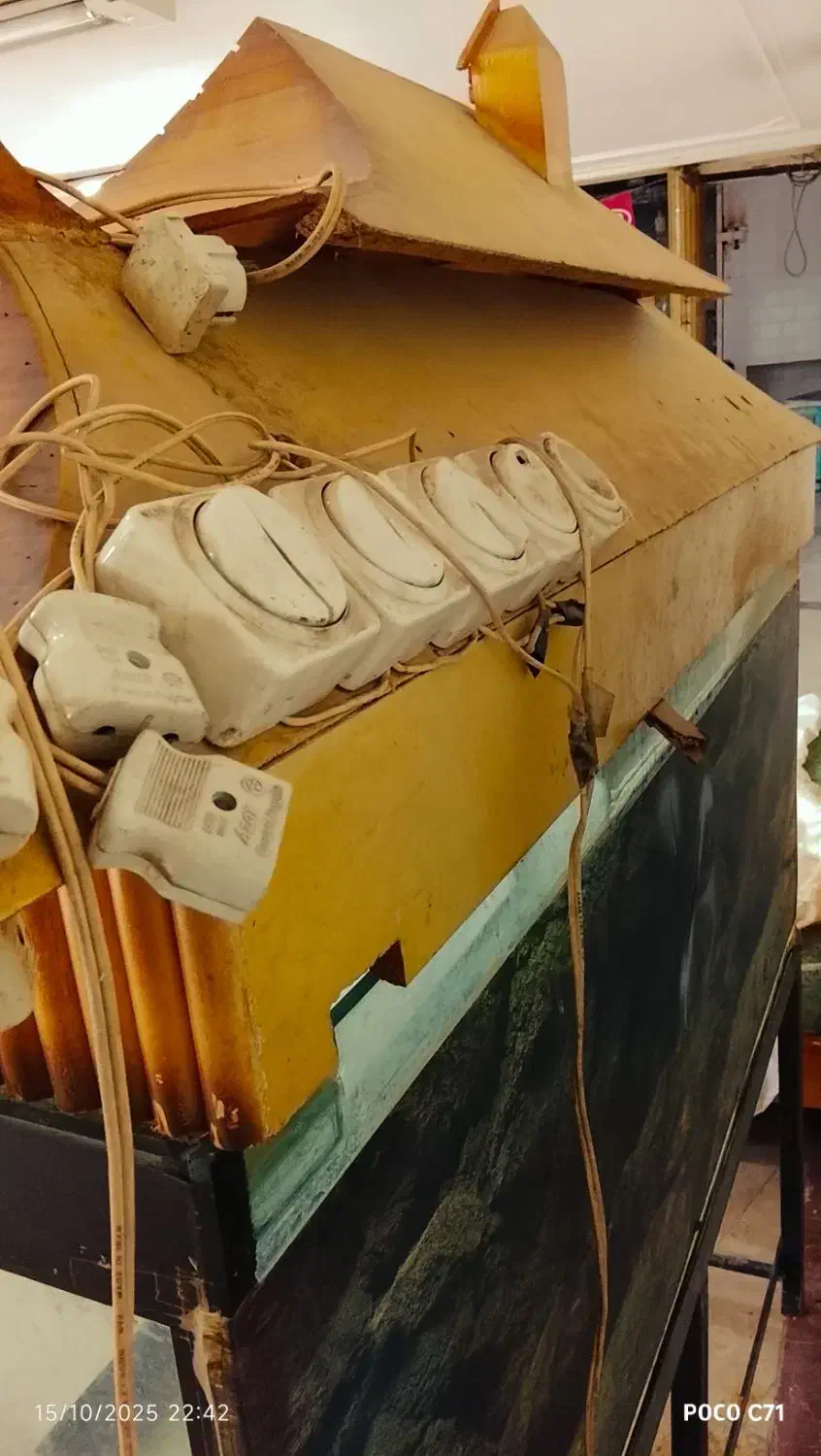 اکواریوم با شیشه 8|کلکسیون و سرگرمی|کازرون, |دیوار