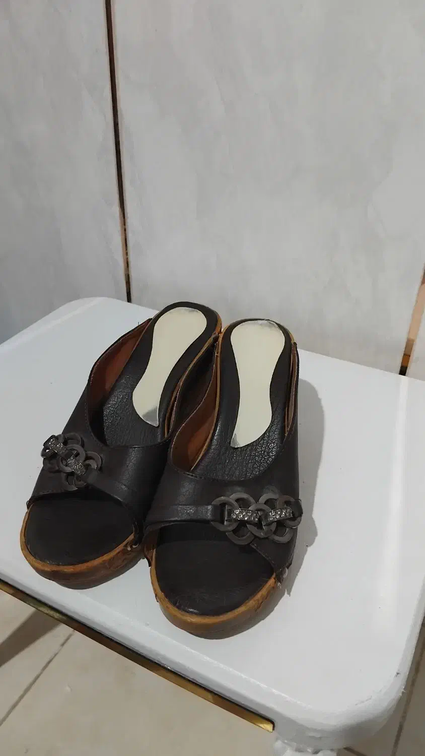 کفش و دمپایی|کیف، کفش، کمربند|شاهین‌شهر, گرگاب|دیوار