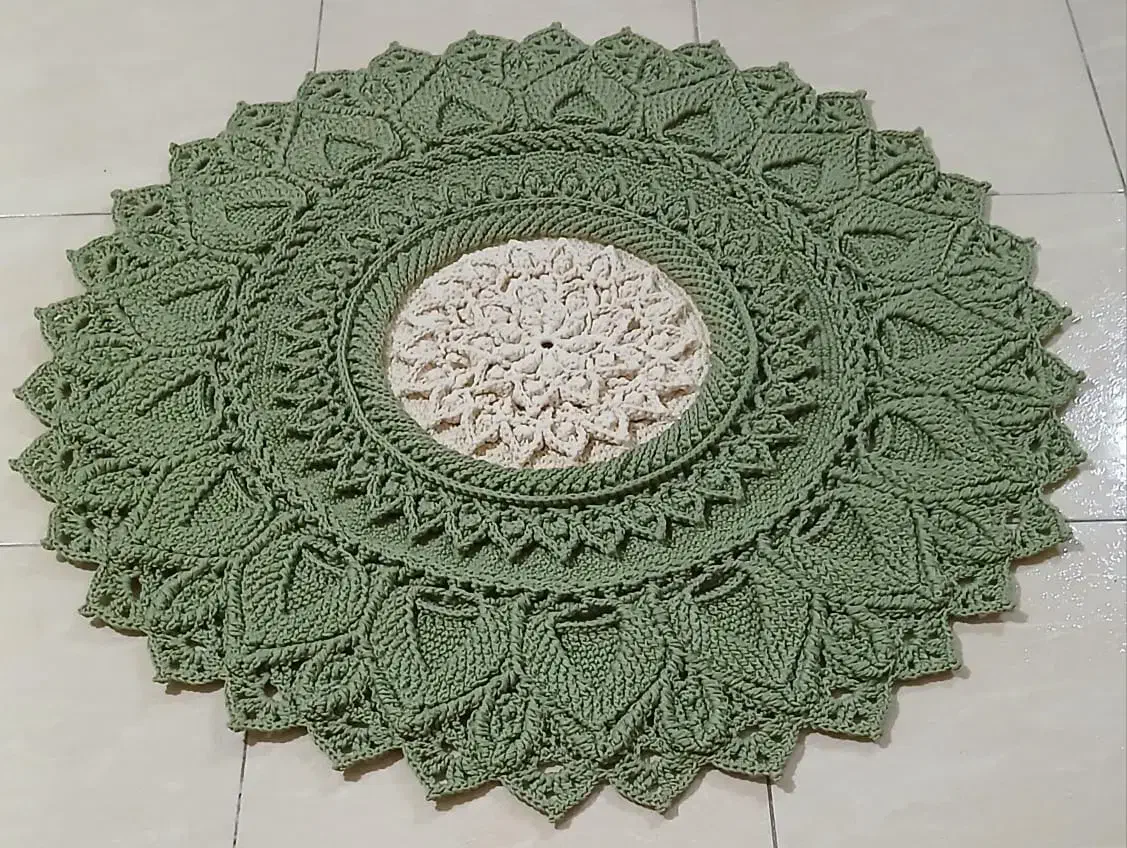 فرشینه سبز کرم ۱متری آماده تحویل|فرش|تهران, علی‌آباد|دیوار