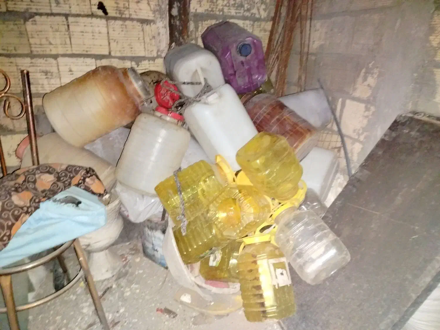 20 لیتری گلن و ظرف ترشی|ظروف نگهدارنده، پلاستیکی، یکبارمصرف|مشهد, شهید جنگی|دیوار