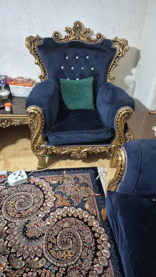 مبل 7 نفره همراه میز وسط و دو تا عسلی|مبلمان خانگی و میز عسلی|تهران, امیریه|دیوار