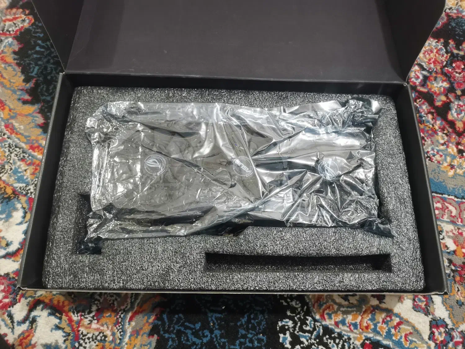 کارت گرفیک RTX 2060 nvidia geforce|قطعات و لوازم جانبی رایانه|شیراز, گل سرخ|دیوار