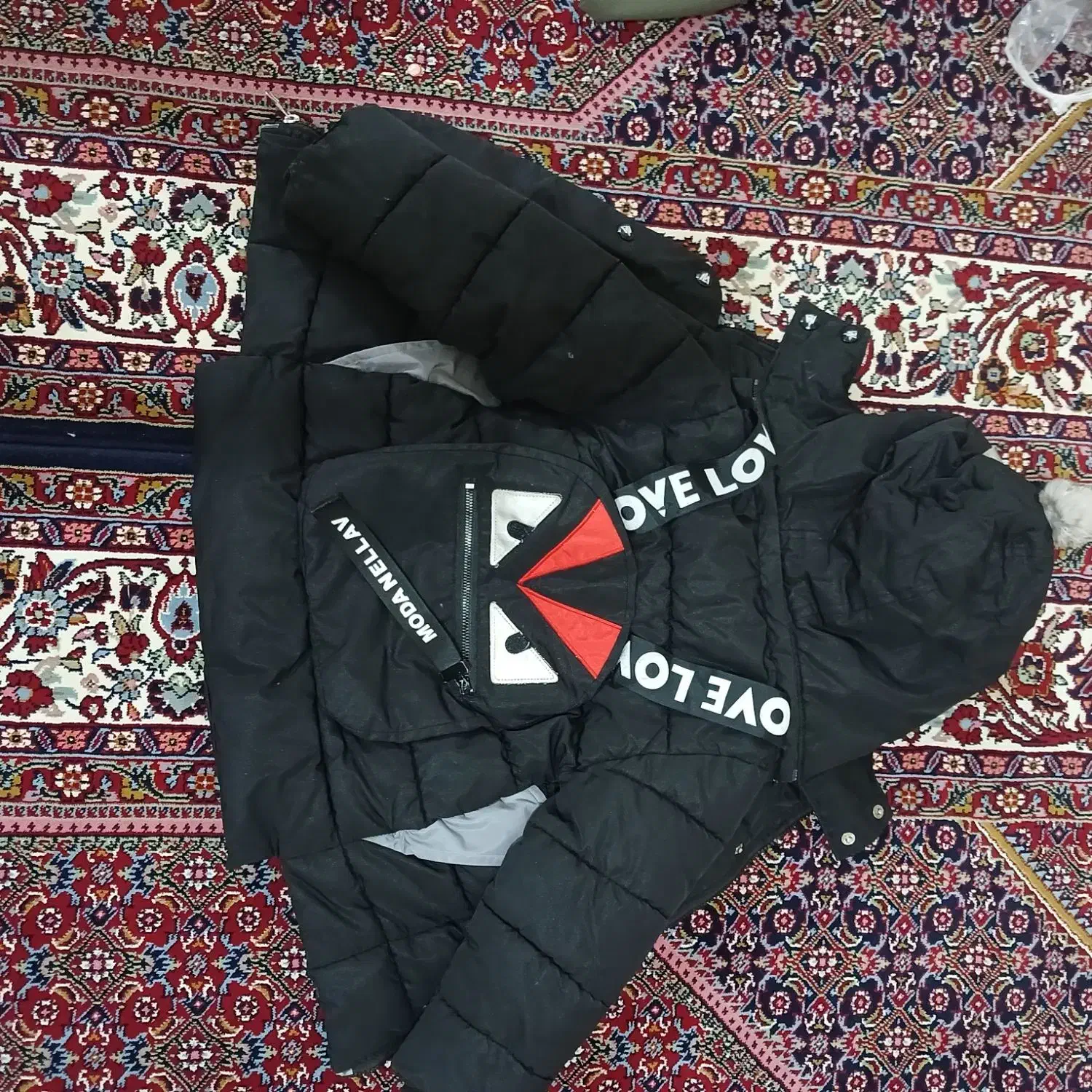 لباس کودک|کفش و لباس بچه|قره پشتلو, |دیوار