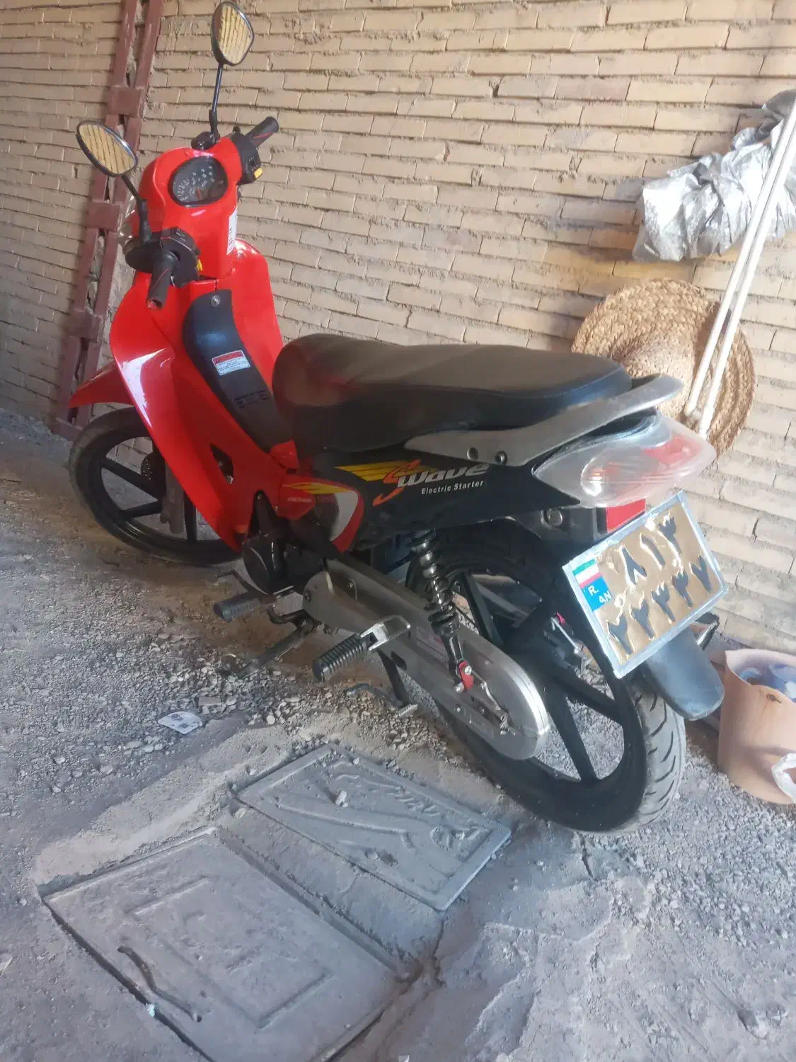 بیکلاچ مدل ۸۹ سالم|موتورسیکلت|بافت, |دیوار