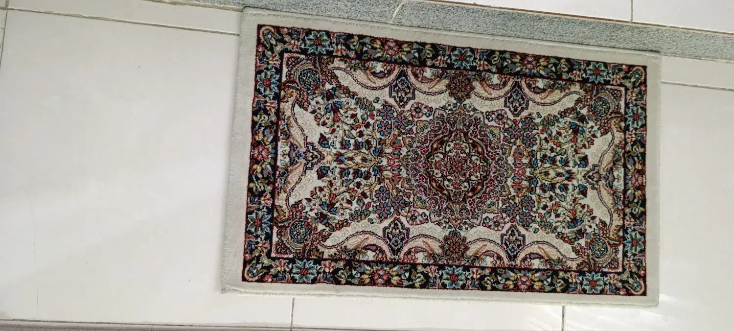 پادری|پادری|گلستان (تهران), |دیوار