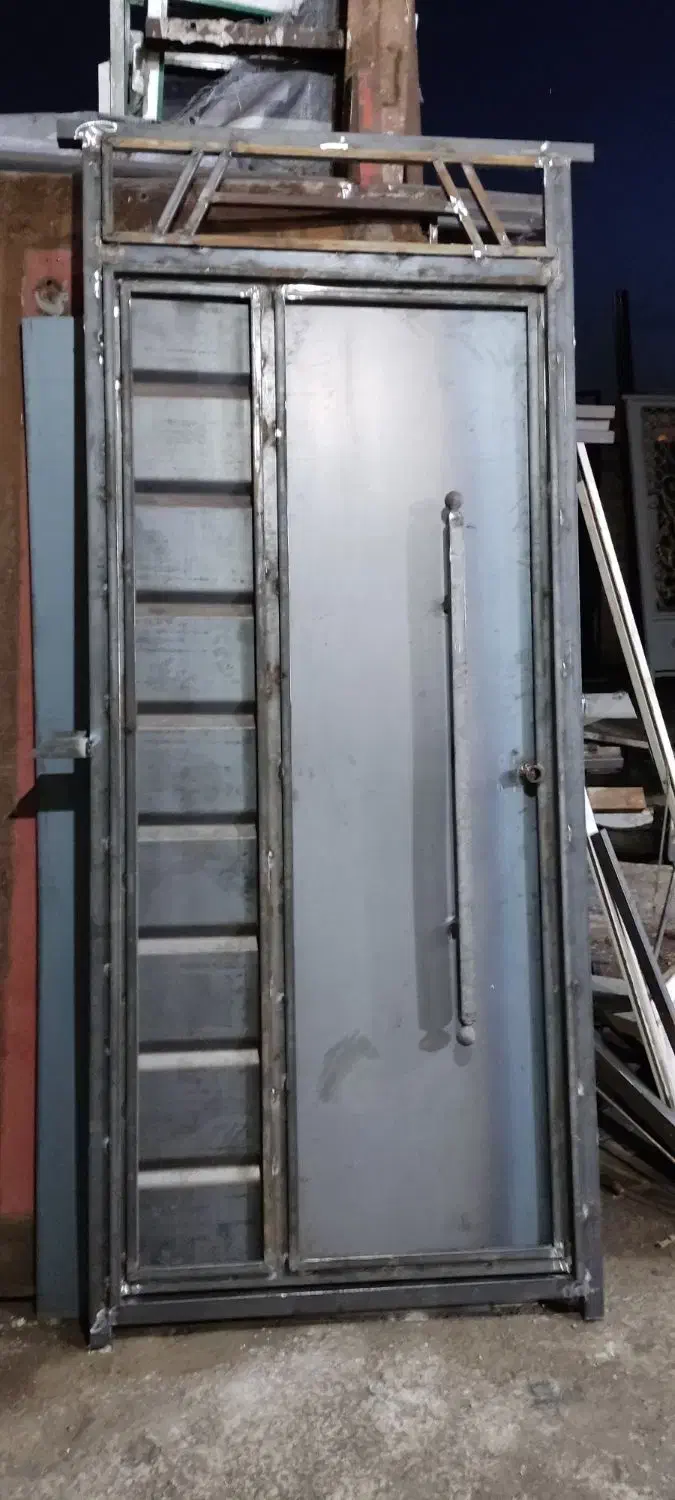 جوشکارحرفه ای درب وپنجره وتعمیرات|خدمات پیشه و مهارت|زنجان, |دیوار