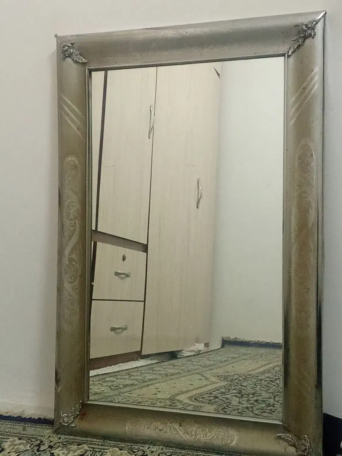 آینه|آینه|مشهد, تلگرد|دیوار