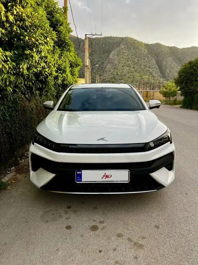 KMC J7 1403|خودرو سواری و وانت|شیراز, شهرک مهدیه|دیوار