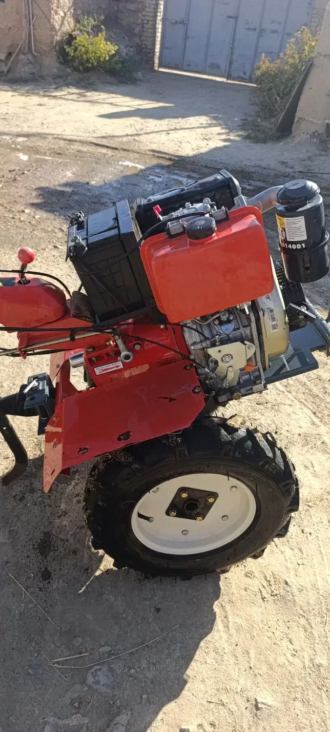 فروش تیلر10اسب گازوئیل و هم استارتی وهم دستی|ماشینآلات صنعتی|قره ضیاالدین, |دیوار