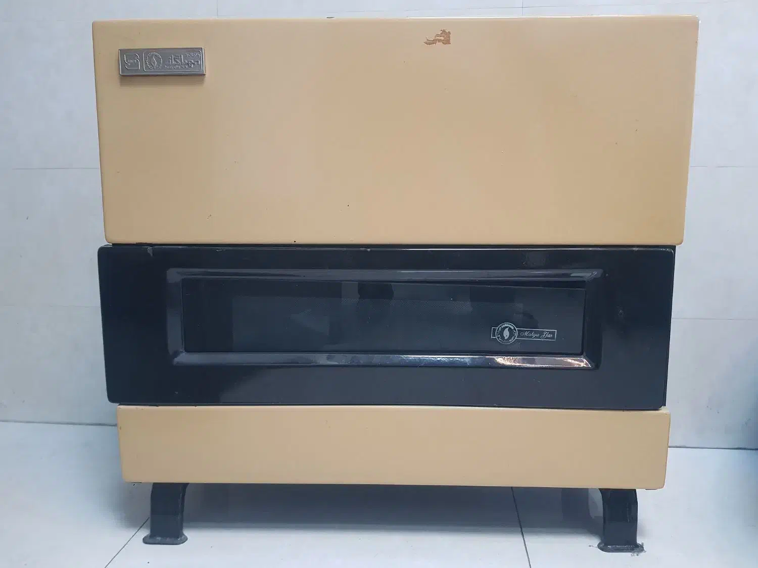 فروش تلویزیون و بخاری|تلویزیون و پروژکتور|قم, ناصردیوان|دیوار